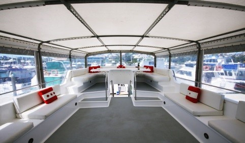 Kiwa Upstairs in Red and White Trim Looking Aft